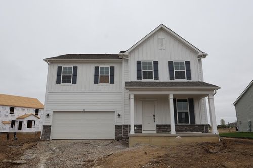 32 Banyan Dr, Lewis Center, OH, 43035-3204 | Card Image