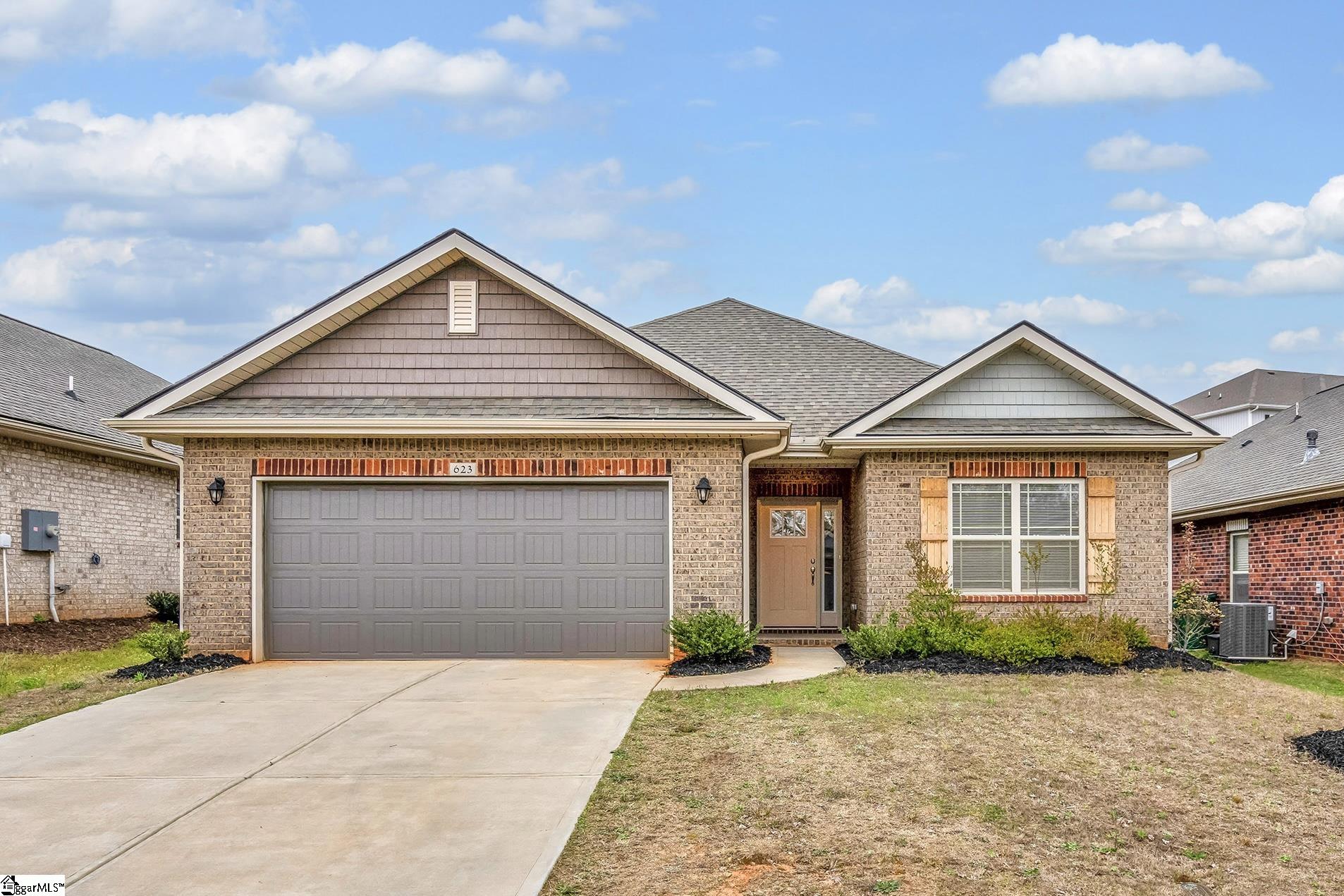 Lombard Dr, Boiling Springs, SC 29316