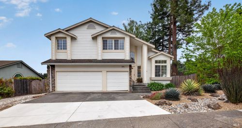 8818 Clothier Ln, Cotati, CA, 94931-5349 | Card Image
