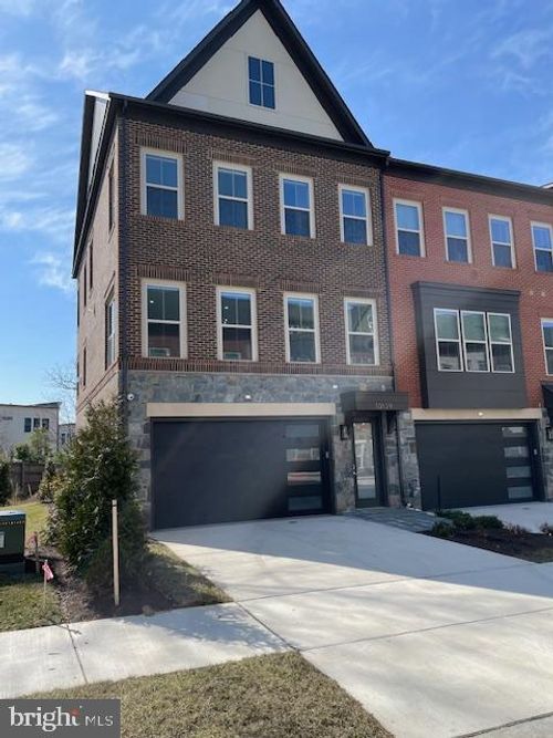 10129 Dalmatian St, ROCKVILLE, MD, 20850-4895 | Card Image
