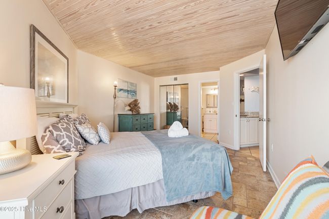 UNIT-2611 - 2000 New River Inlet Rd, Condo with 2 bedrooms, 2 bathrooms and null parking in N Topsail Beach NC | Image 6