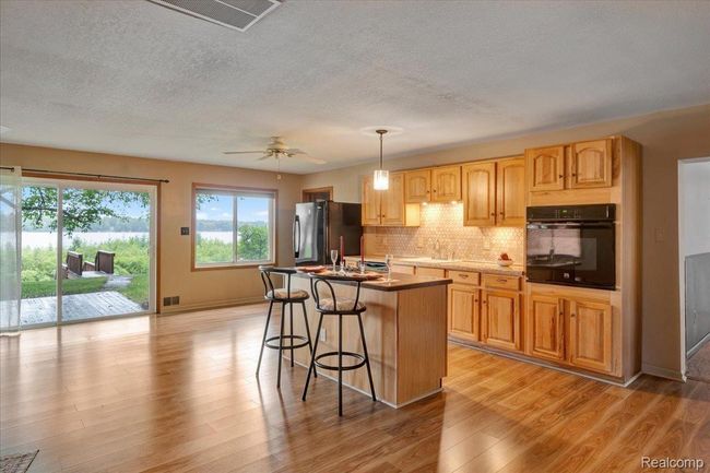 12-2898 E Lake Dr-70.jpg | Image 4