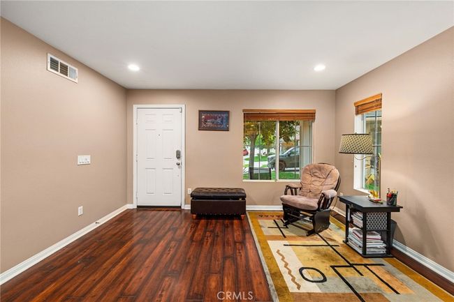View to the Front Door shows the Large Area | Image 6
