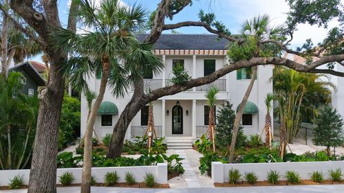 1658 Bonita Ln, SARASOTA, FL, 34239-6812 | Card Image