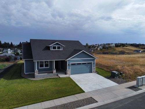 1055 Sw Panorama Dr, Pullman, WA, 99163-6076 | Card Image