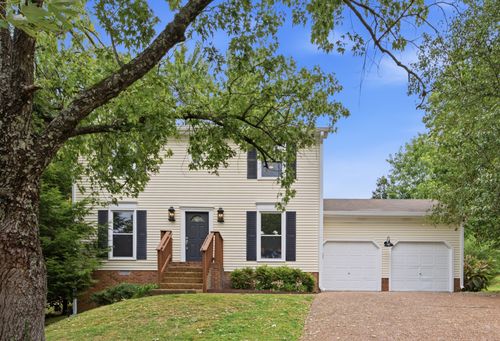 521 Fairhaven Ct, Nashville, TN, 37211-7311 | Card Image
