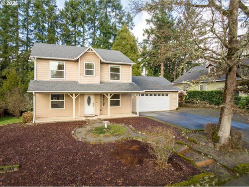 48489 Hiland Ranch Dr, Oakridge, OR, 97463-9666 | Card Image