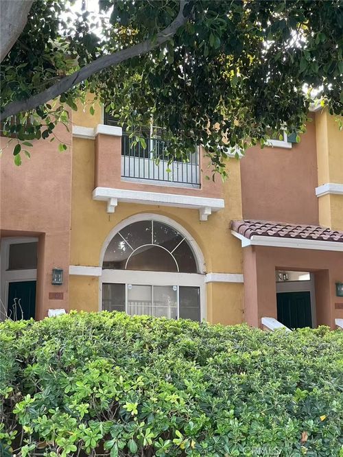 402 Marinella Aisle, Irvine, CA, 92606 | Card Image