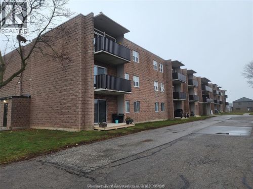108-276 Merritt Ave, Chatham, ON, N7M3G1 | Card Image
