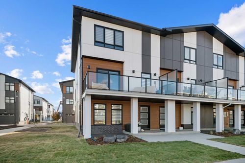 8305 8 Ave Sw, Calgary, AB, T3H6H2 | Card Image