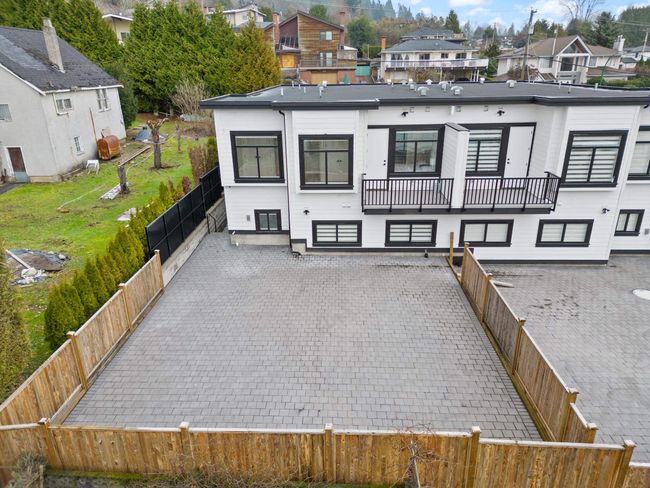 1157 Phillips Avenue, Home with 6 bedrooms, 4 bathrooms and null parking in Burnaby BC | Image 5