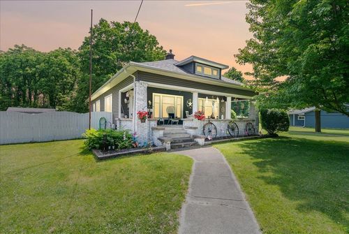 100 East St, Ovid, MI, 48866-9701 | Card Image
