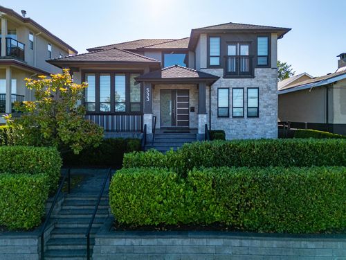 533 Amess St, New Westminster, BC, V3L4A8 | Card Image