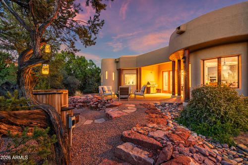 200 Calle Del Norte, Sedona, AZ, 86336-5012 | Card Image