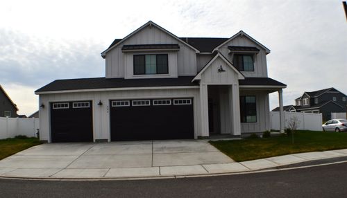 406 Ruby Ave, Grandview, WA, 98930-6103 | Card Image