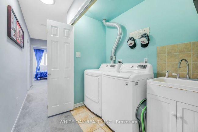 43 Sassafras Cir, House attached with 4 bedrooms, 4 bathrooms and 2 parking in Thornhill ON | Image 30