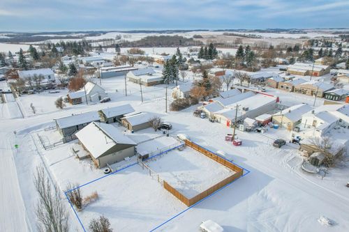 {{alt}} | Card Image