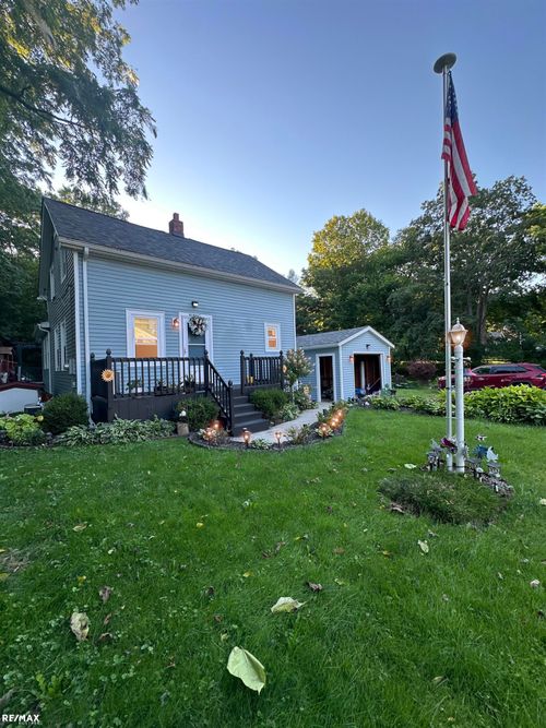 81061 Durfee St, Memphis, MI, 48041-4777 | Card Image