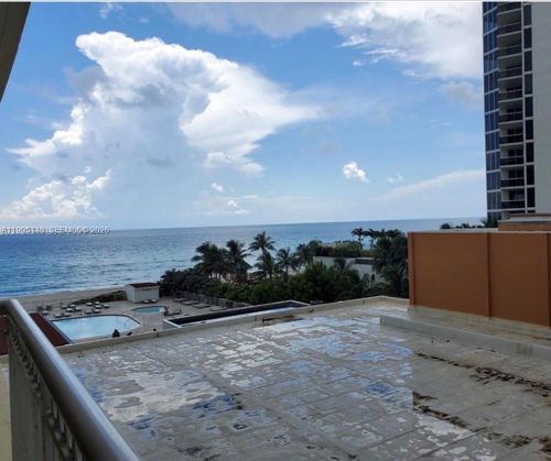302-19201 Collins Ave, Sunny Isles Beach, FL, 33160-2202 | Card Image