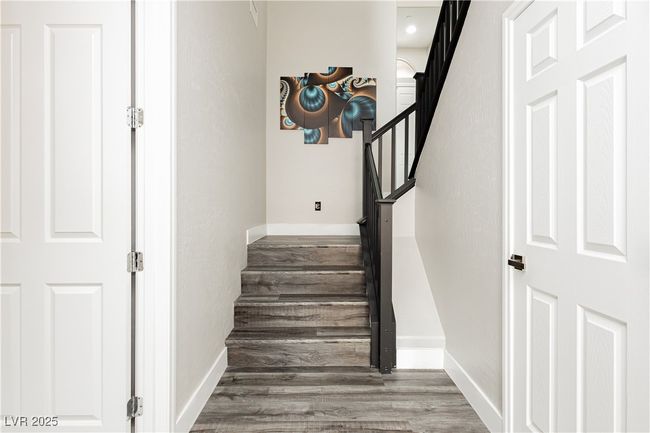 Stairs to bottom level | Image 31