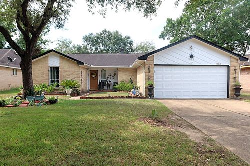 16615 Park Scot Dr, Houston, TX, 77084-4048 | Card Image