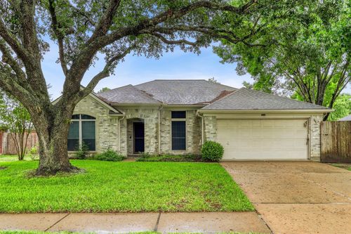 7215 Pembrough Ln, Katy, TX, 77494-7012 | Card Image