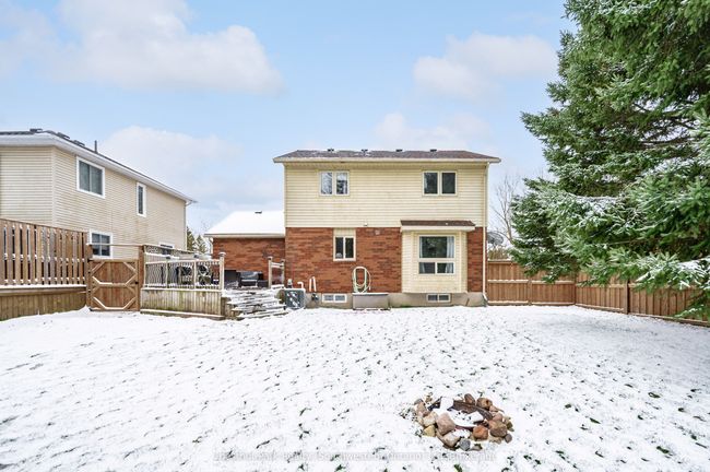 139 Miller Cres, House other with 3 bedrooms, 2 bathrooms and 3 parking in Palmerston ON | Image 32