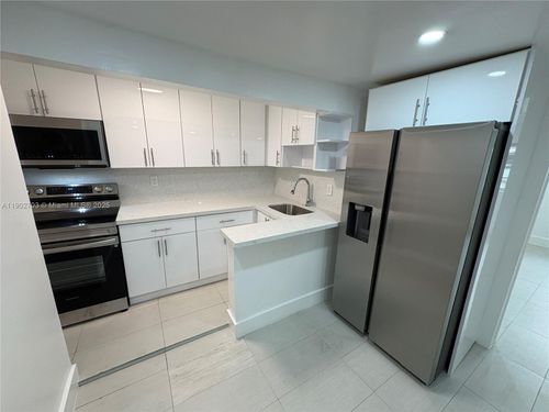 b-3157 Sw 17th St, Miami, FL, 33145-1801 | Card Image