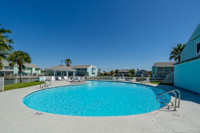 706 - 706 Lauderdale Dr, Condo with 2 bedrooms, 2 bathrooms and null parking in Rockport TX | Image 34