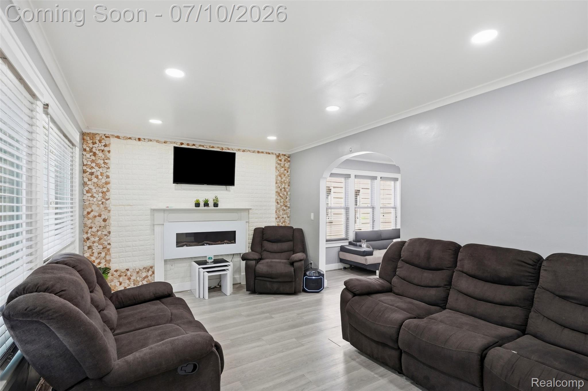 Residential Income in Dearborn 4