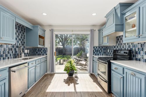 1830 Woodbury, Carrollton, TX, 75007-5210 | Card Image