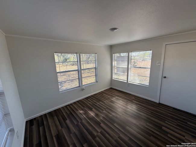 5515 E Fm 462, House other with 1 bedrooms, 1 bathrooms and null parking in Moore TX | Image 21