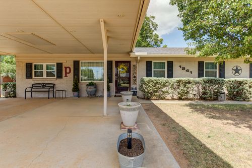 1241 W 13th St, Littlefield, TX, 79339-4309 | Card Image