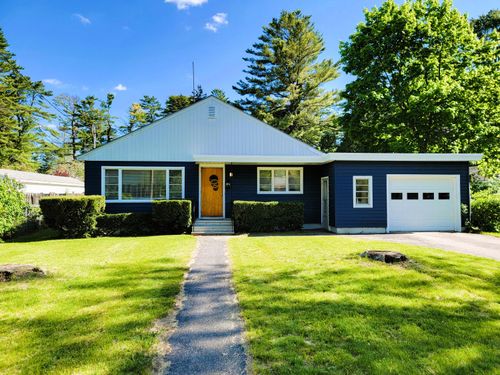 28 1/2 Mclellan Street, Brunswick, ME, 04011 | Card Image