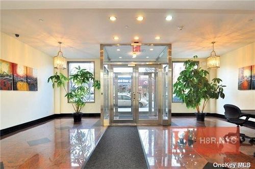 3j-40 75th St, Elmhurst, NY, 11373 | Card Image