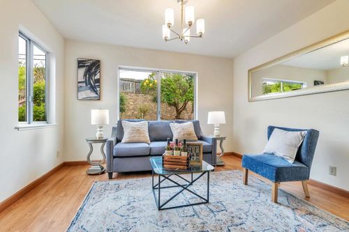 2861 Cottonwood Dr, San Bruno, CA, 94066-2623 | Card Image