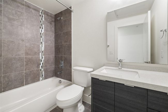 Secondary bath | Image 16