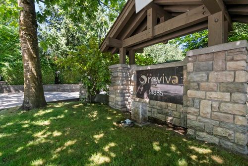 212-14885 105 Ave, Surrey, BC, V3R2V6 | Card Image