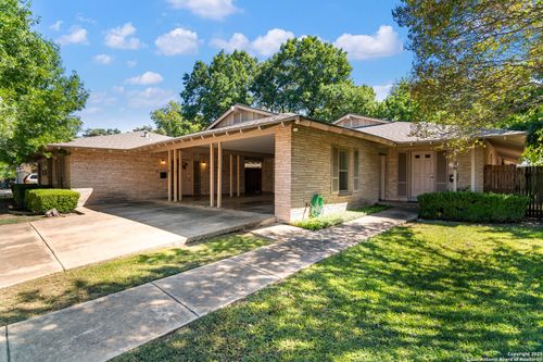 126 Treasure Way, San Antonio, TX, 78209-2143 | Card Image