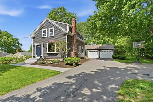 24 Worcester St, Grafton, MA, 01519 | Card Image