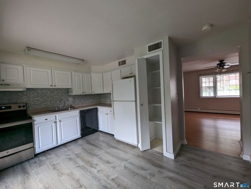 i2-2 Loveland Hill Rd, Vernon, CT, 06066-2356 | Card Image