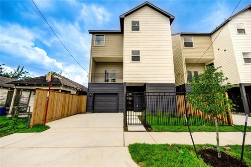 3406 Rawley St, Houston, TX, 77020-2354 | Card Image