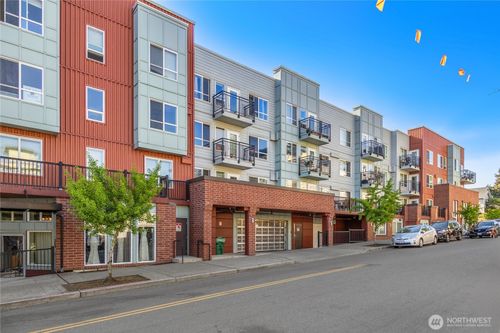 404-424 N 85th St, Seattle, WA, 98103-3686 | Card Image