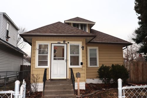 3243 Humboldt Ave N, Minneapolis, MN, 55412-2419 | Card Image
