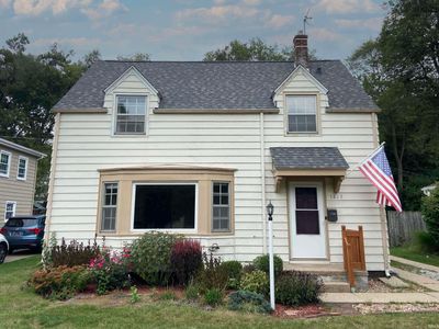 1429 E Monroe Street, House other with 3 bedrooms, 1 bathrooms and null parking in South Bend IN | Image 2