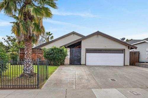 7998 Caceres Way, Sacramento, CA, 95823 | Card Image