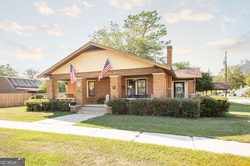 711 Holly Street, Waycross, GA, 31501 | Card Image