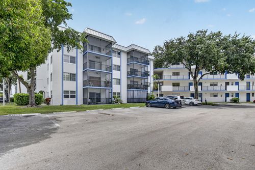 306-6001 N Falls Circle Dr, Lauderhill, FL, 33319-6820 | Card Image