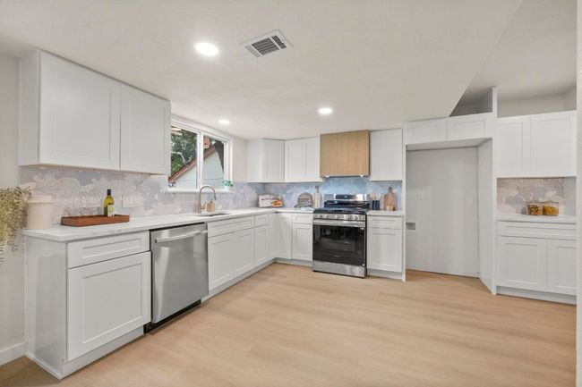 4502 Clarno Dr, House other with 3 bedrooms, 3 bathrooms and null parking in Austin TX | Image 5