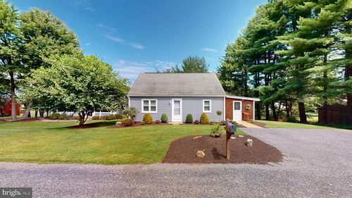 23 Charles St, Montoursville, PA, 17754-8201 | Card Image